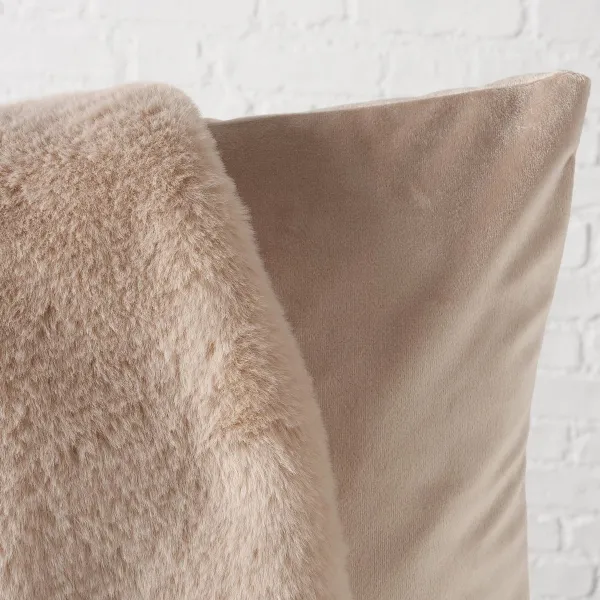 Boltze Osterkissen Conej Beige mit Ohren 45 x 45 cm - Polyesterplüsch