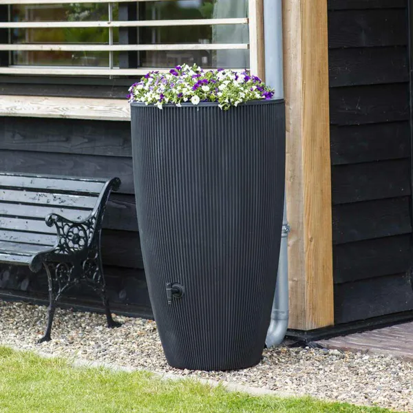 Capi Europe Regentonne Groove BE Schwarz mit Auslaufhahn 210 Liter Inhalt - Kunststoff