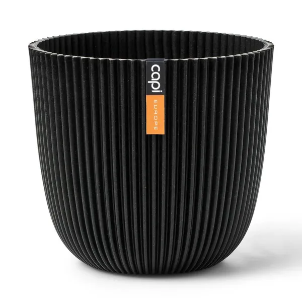 Capi Europe Übertopf Groove Kugel Schwarz Ø 28 cm - Kunststoff Capi Europe Übertopf Groove Kugel Schwarz Ø 28 cm - Kunststoff
