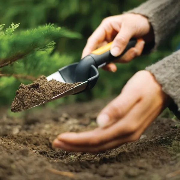 FISKARS® Blumenkelle Premium
