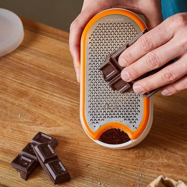 FISKARS® Functional Form™ Handreibe mit Behälter - Kunststoff & Metall