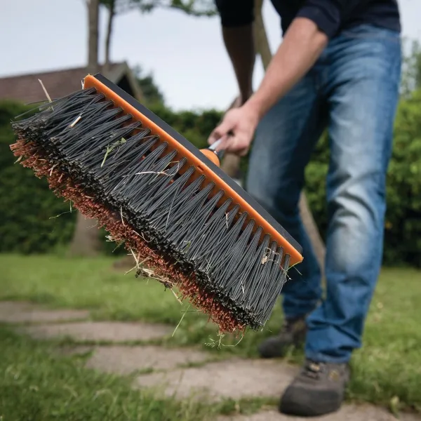 FISKARS® QuikFit™ Allzweckbesen