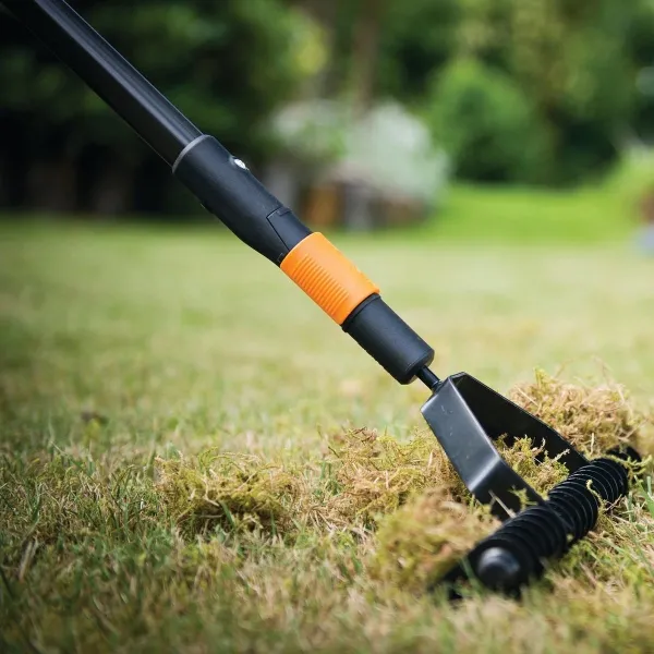 FISKARS® QuikFit™ Rasenlüfter