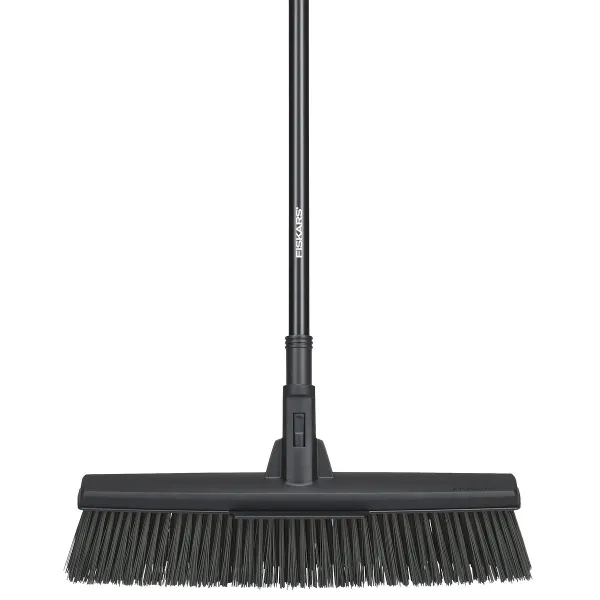 FISKARS® Solid™ Allzweckbesen L
