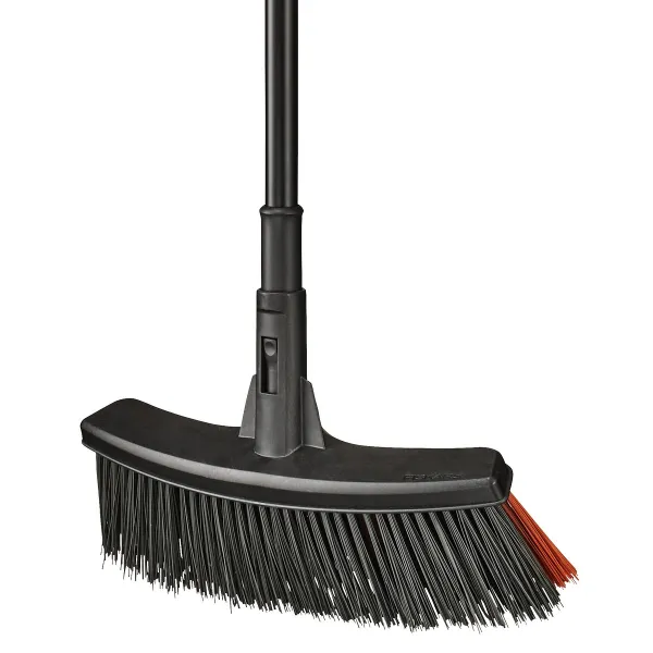 FISKARS® Solid™ Allzweckbesen M
