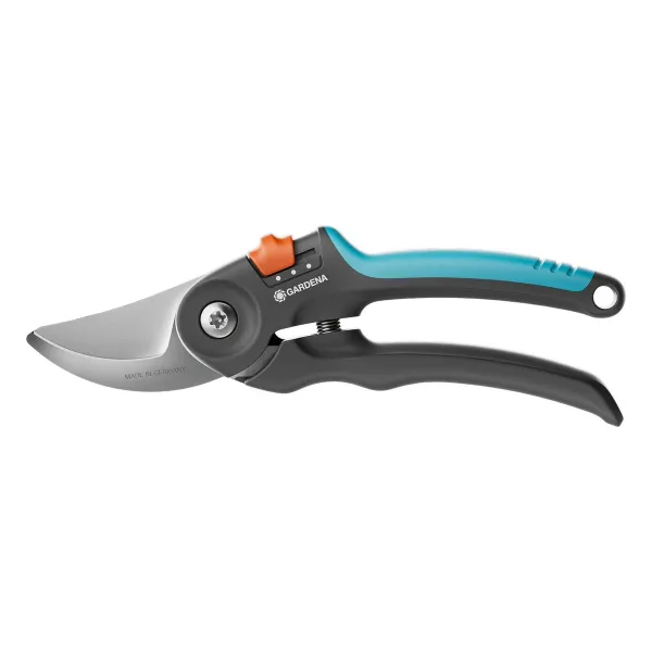 GARDENA Gartenschere PremiumCut Flex Bypass für Grünholz - Schnittstärke 24 mm