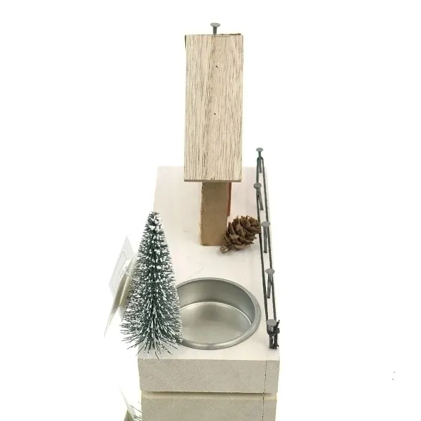GASPER Weihnachtsdeko Haus Rot mit Baum & Kerzenhalter 15 x 12,5 cm - Holz
