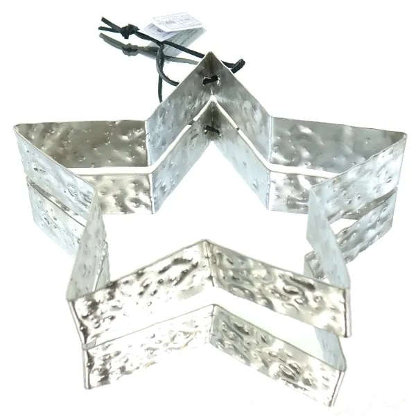 GASPER Weihnachtsstern Silberfarben mit Hammerschlagoptik & Lederband Ø 22 cm