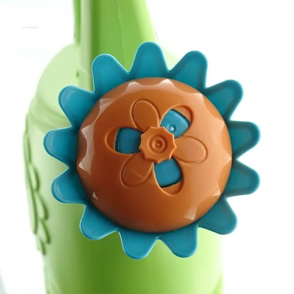 Kaemingk Kinder Gießkanne Grün mit orangefarbenem Ausgießer - Kunststoff