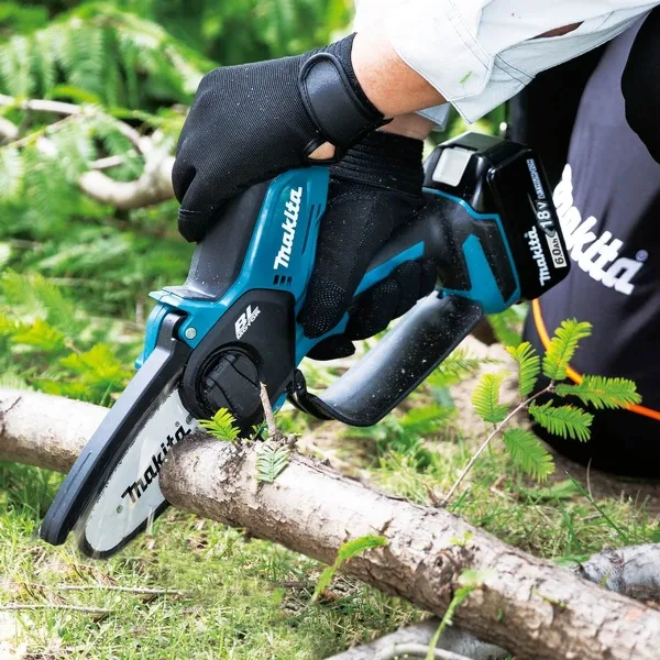Makita® Akku-Astsäge 18V • 10 cm • 8 m/s - DUC101Z