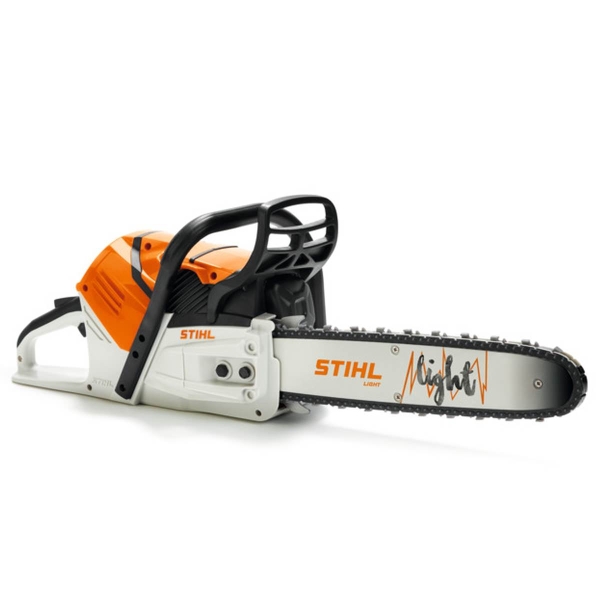 STIHL® Kinder Spielzeug-Motorkettensäge Orange & Weiß inklusive Batterien - 0421 600 0053