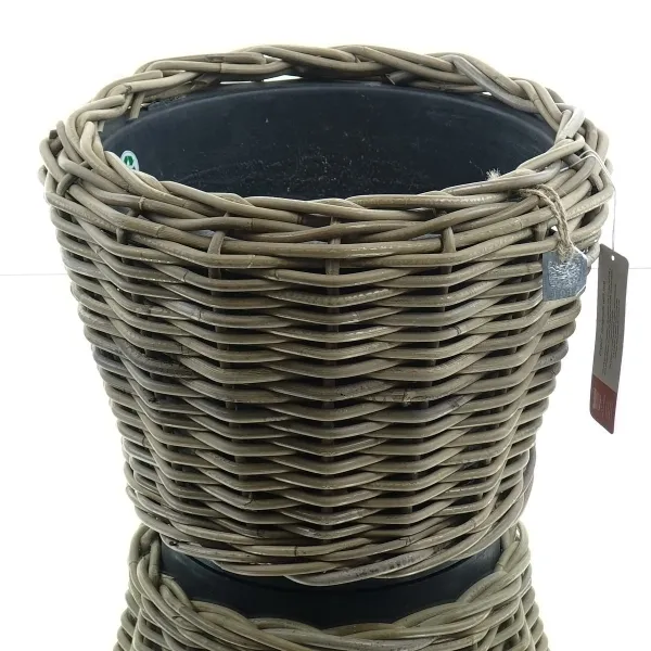 VAN DER LEEDEN DRYPOT® Rattan Pflanzkübel Grau Ø 36 cm - Sylter Körbe VAN DER LEEDEN DRYPOT® Rattan Pflanzkübel Grau Ø 36 cm - Sylter Körbe