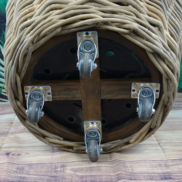 VAN DER LEEDEN DRYPOT® Rattan Pflanzkübel Grau auf Rollen Ø 83 cm - Sylter Körbe