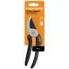 FISKARS® Solid™ Bypass-Gartenschere P121