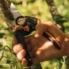 FISKARS® X-series™ Bypass-Gartenschere L P961