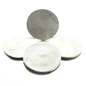 Runde Untersetzer Silberfarben Ø 10 cm aus Aluminium - 4er Set Runde Untersetzer Silberfarben Ø 10 cm aus Aluminium - 4er Set